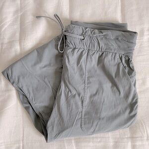 Lululemon dance studio crop pants